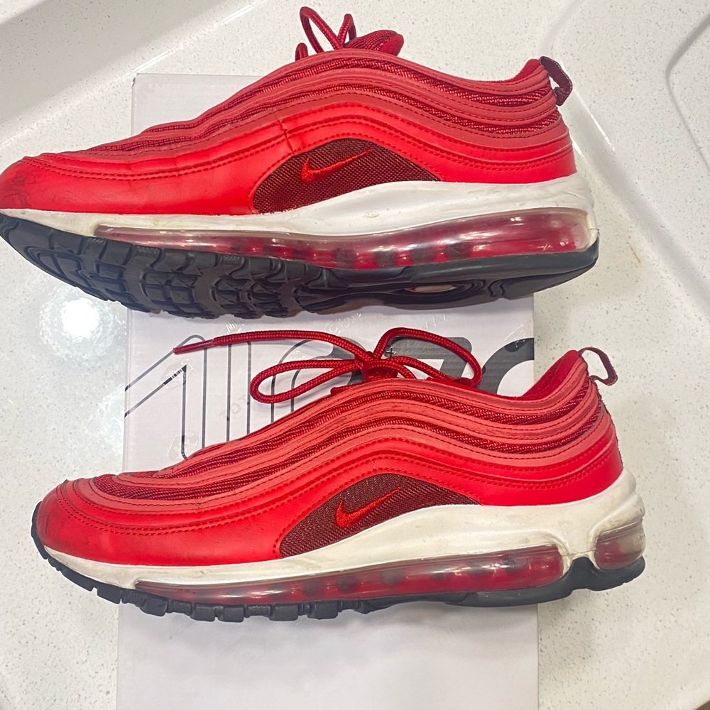 Women’s air max 97 size 8.5 university red